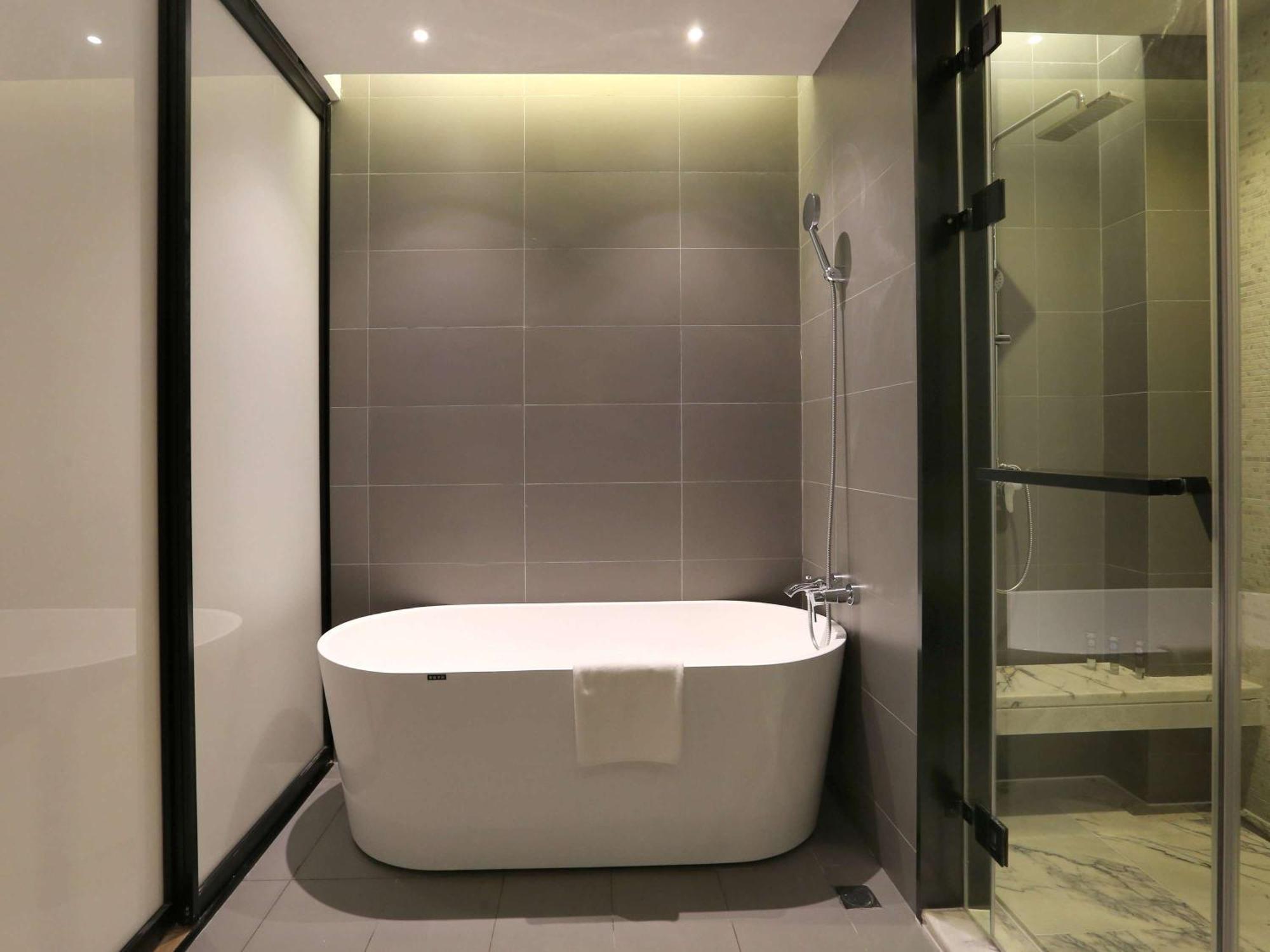 Novotel Deqing Luaran gambar