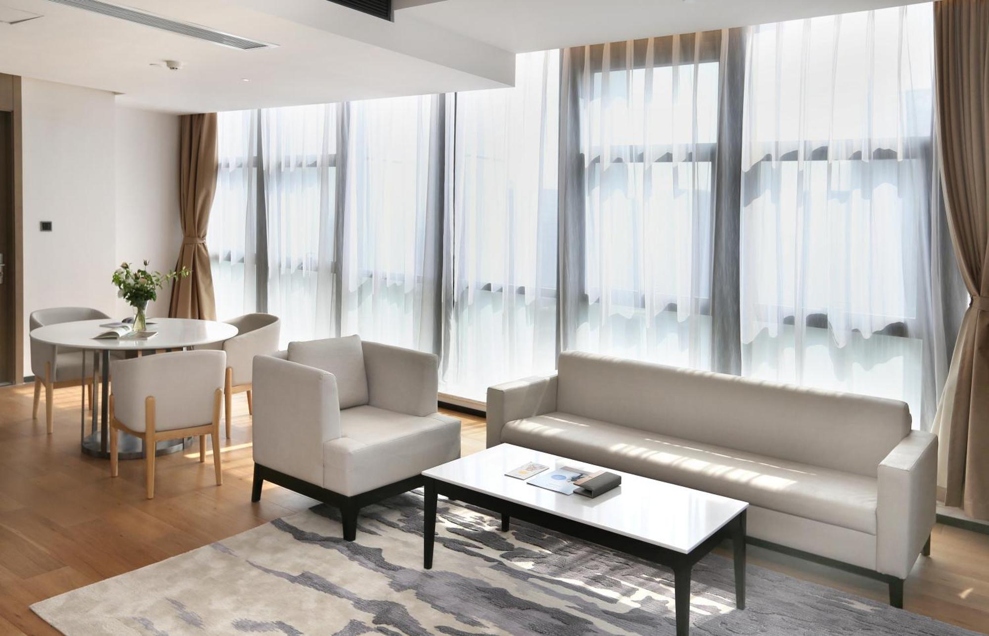 Novotel Deqing Luaran gambar