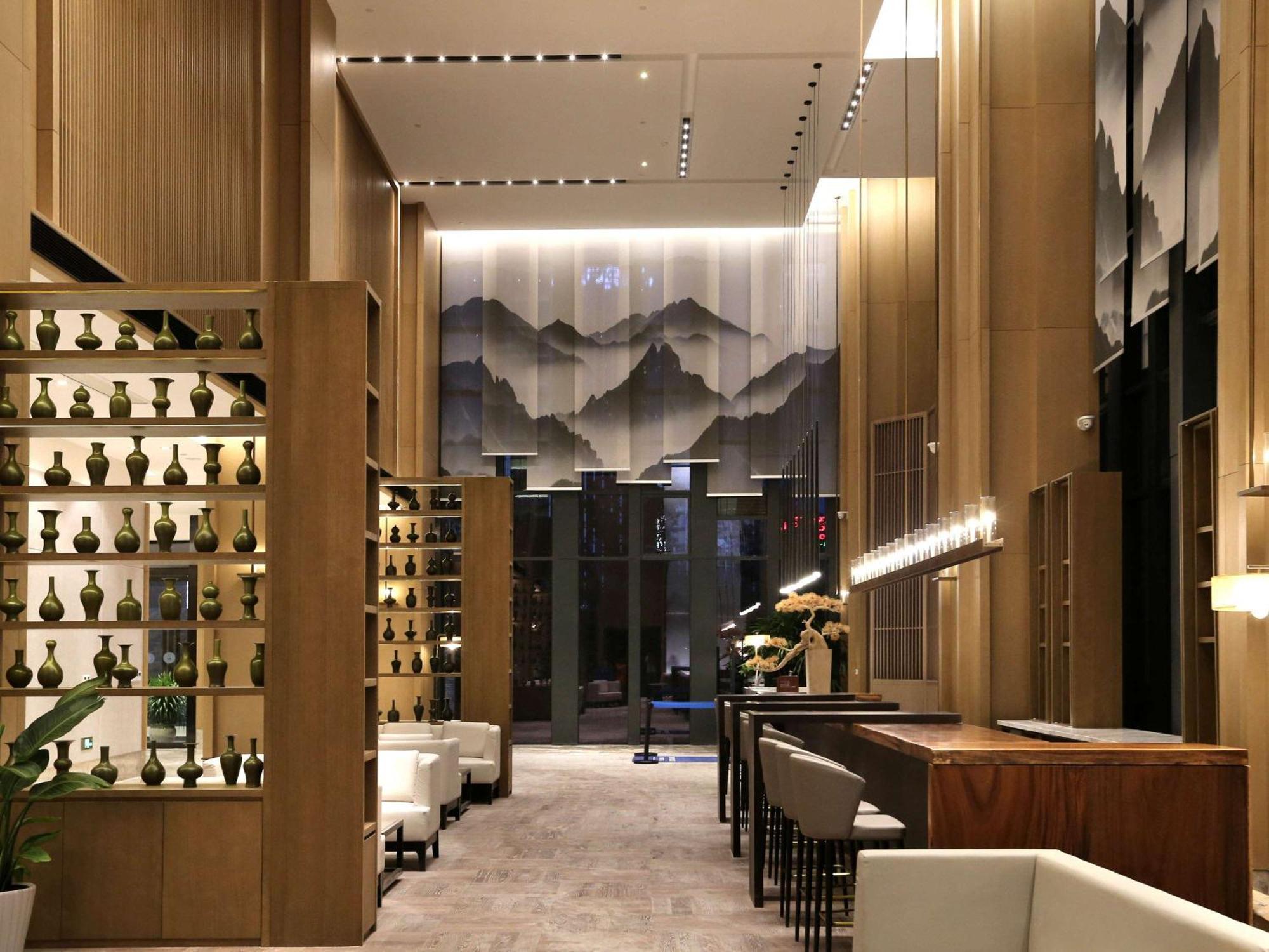 Novotel Deqing Luaran gambar