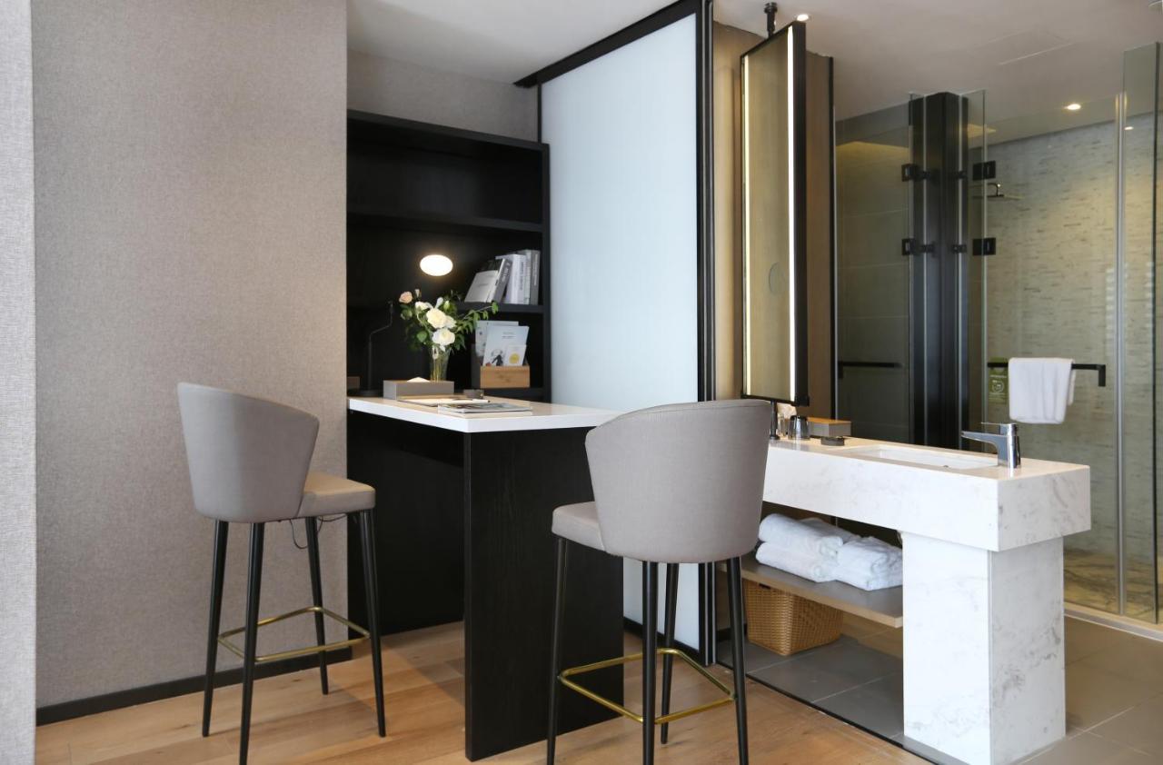 Novotel Deqing Luaran gambar