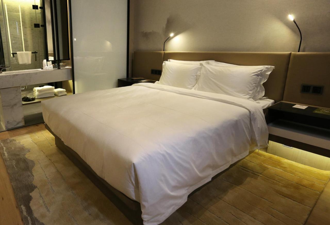 Novotel Deqing Luaran gambar